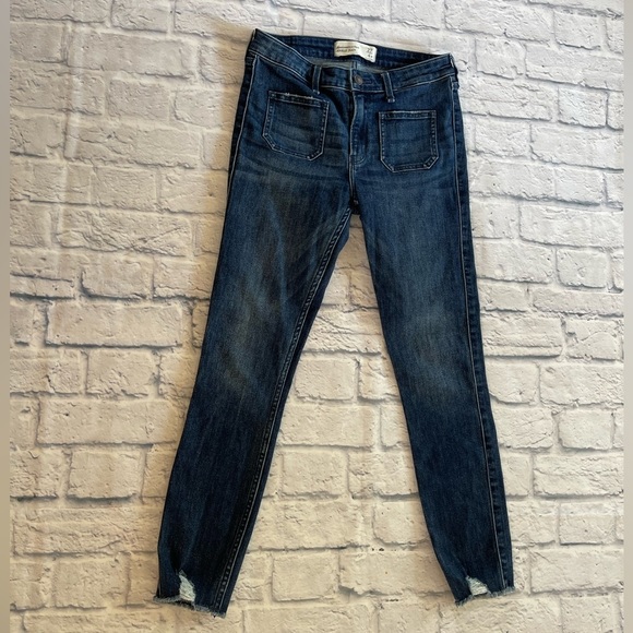 Abercrombie & Fitch Denim - Abercrombie & Fitch Ankle Jean Skinny Distressed with Front Patch Pockets 27/4R